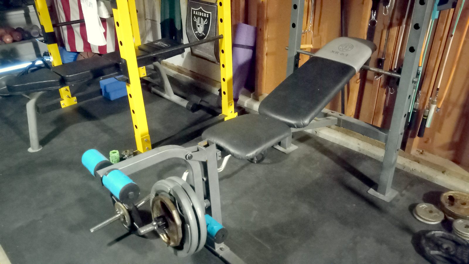 Adjustable bench with plates loaded